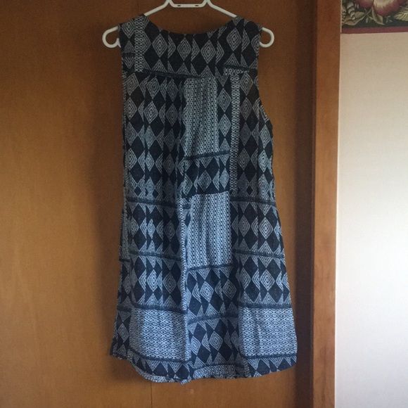 Velvet by Graham and Spencer summer dress - Picture 5 of 7